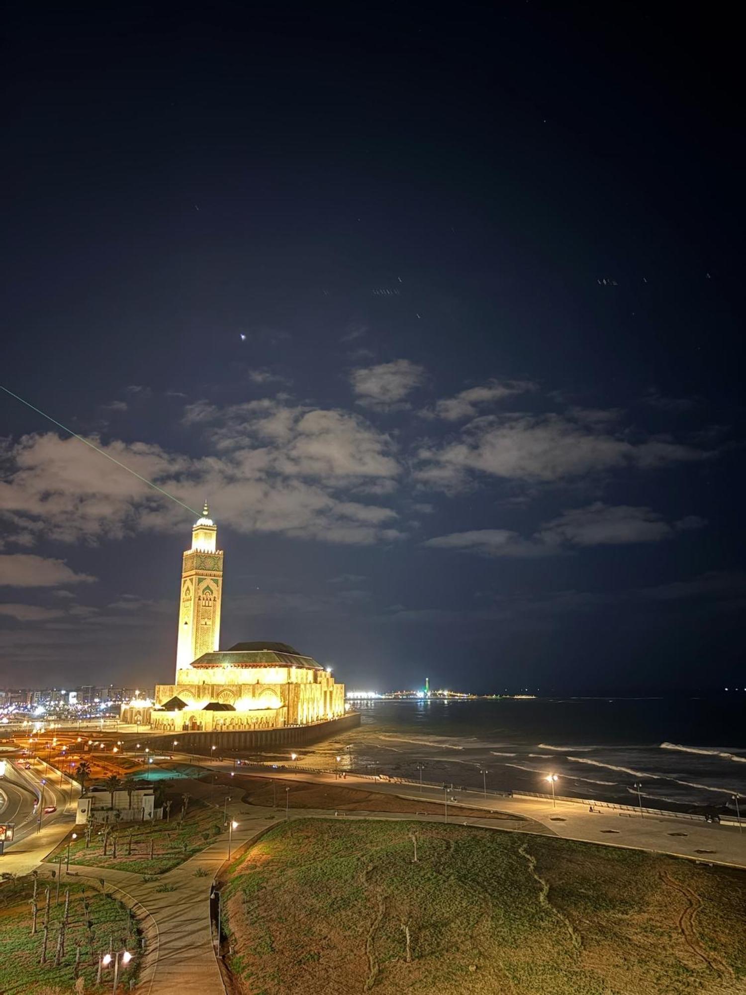 Marina Casa Del Mar - Amazing Sea & Mosque Views Apartment *